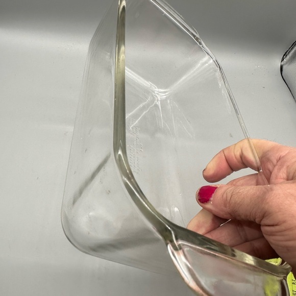 Pyrex 1.5 quart clear glass baking dish - Picture 7 of 10